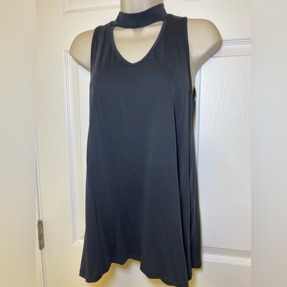 Black Sleeveless Women's Top